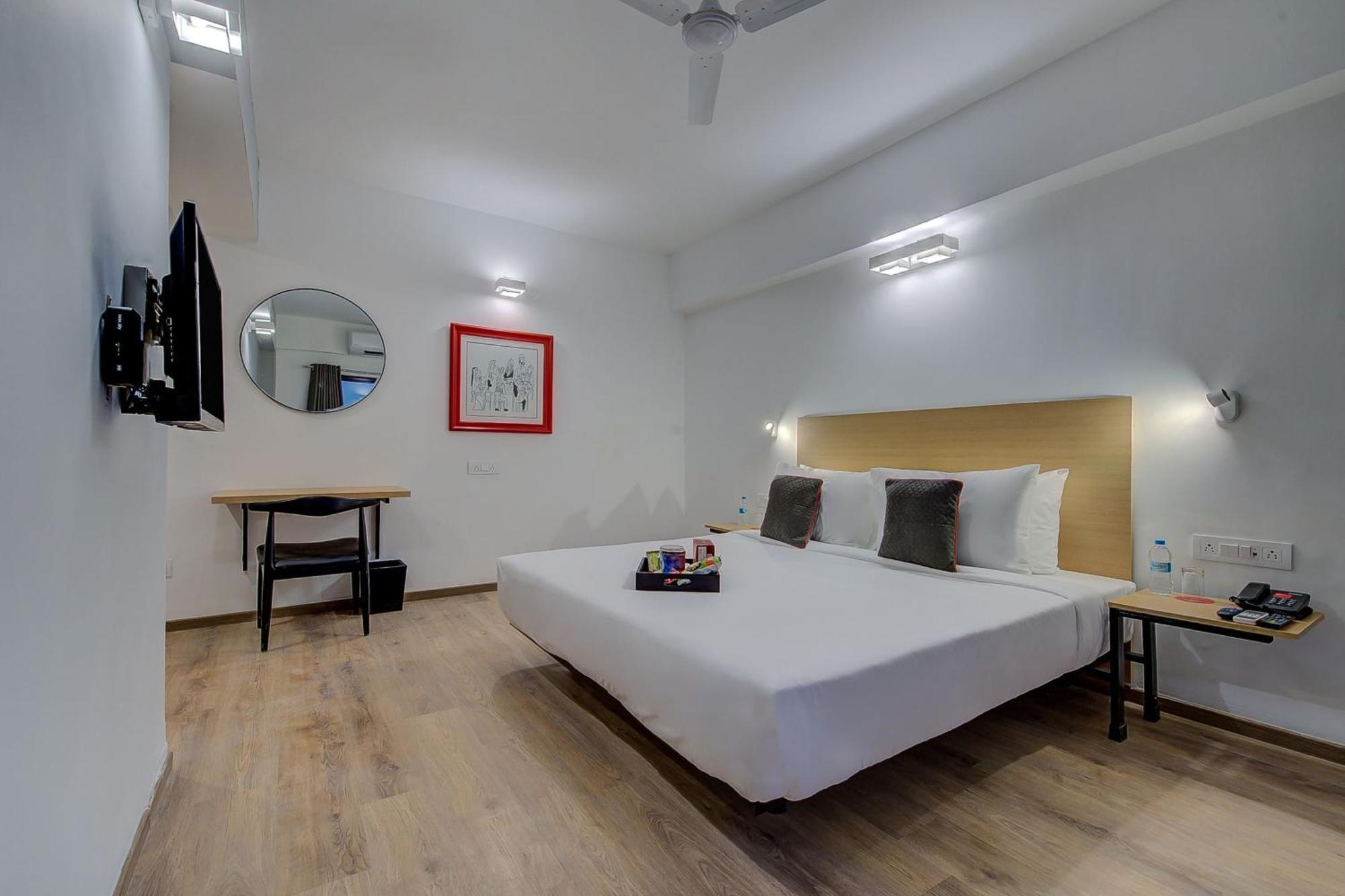 Отель Oyo Townhouse 048 Hadapsar Phursungi Экстерьер фото