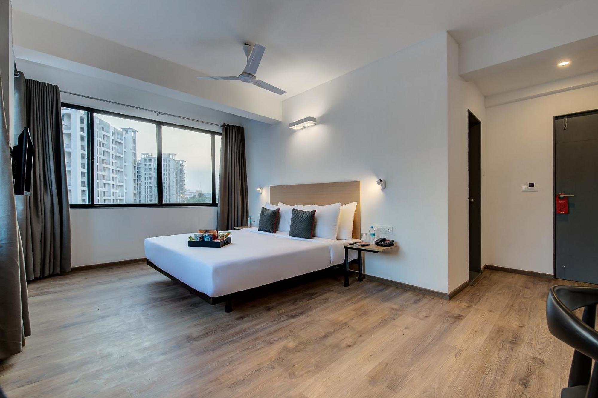 Отель Oyo Townhouse 048 Hadapsar Phursungi Экстерьер фото