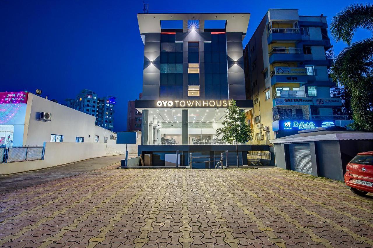 Отель Oyo Townhouse 048 Hadapsar Phursungi Экстерьер фото